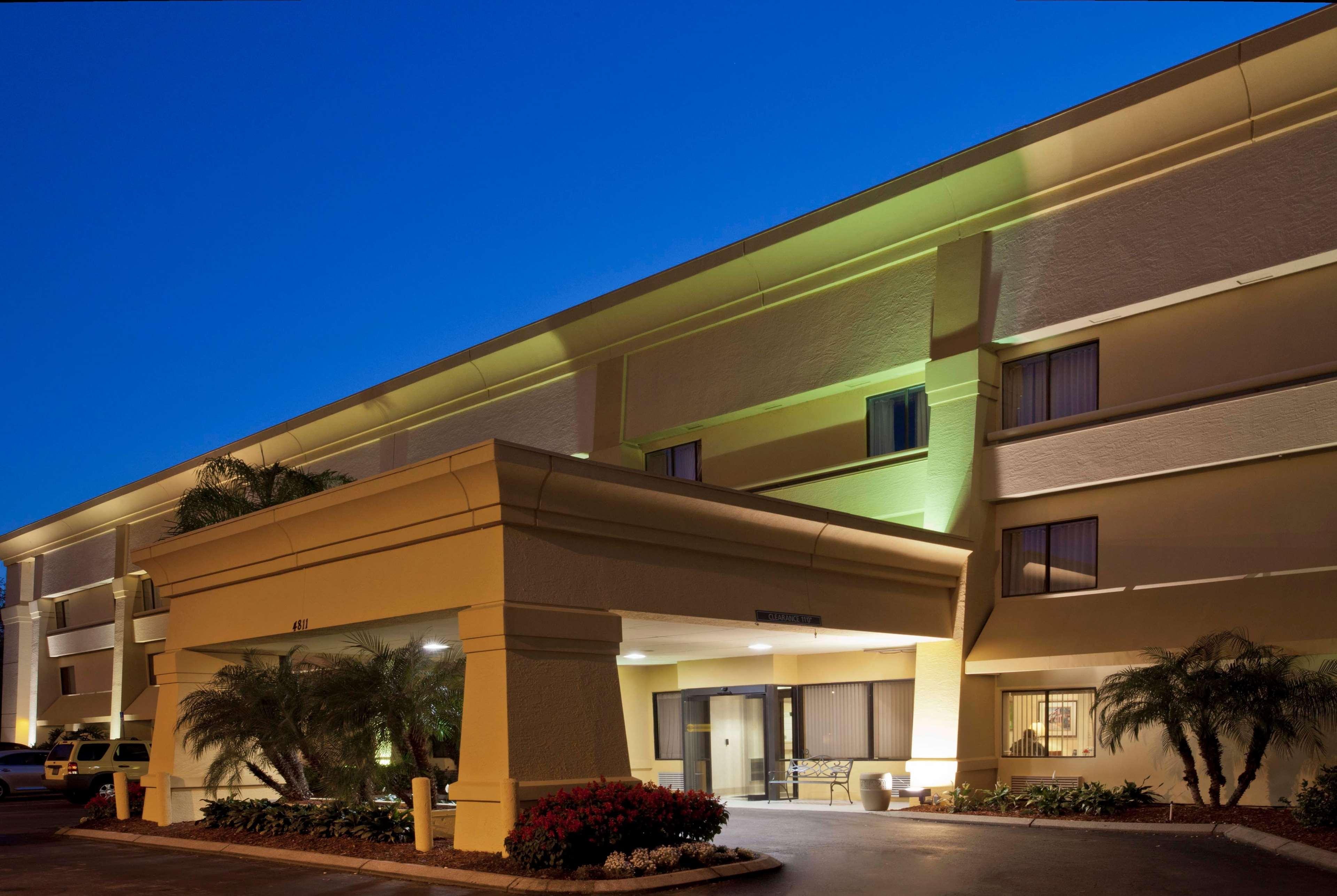 La Quinta By Wyndham Tampa Fairgrounds - Casino Otel Dış mekan fotoğraf